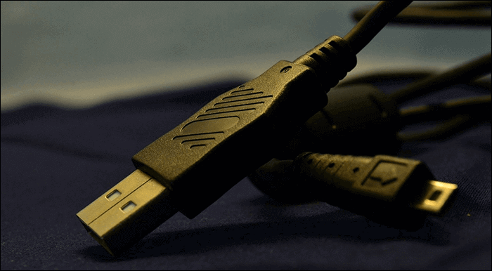 Verbinden Sie die Kamera mit Ihrem Computer