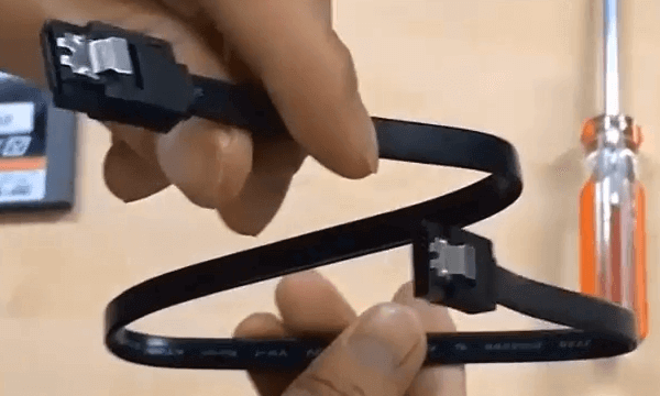 SATA-Kabel für die SSD auswählen