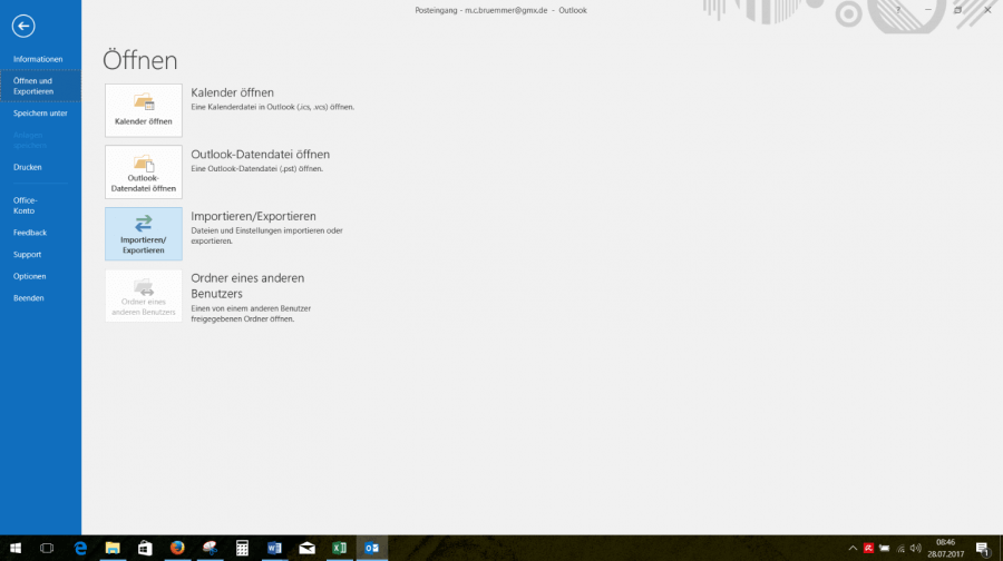 Auf Öffnen und Exportieren und dann Importieren/Exportieren klicken.