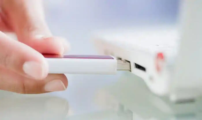 Trennen Sie Systemperipheriegeräte und schließen Sie sie wieder an